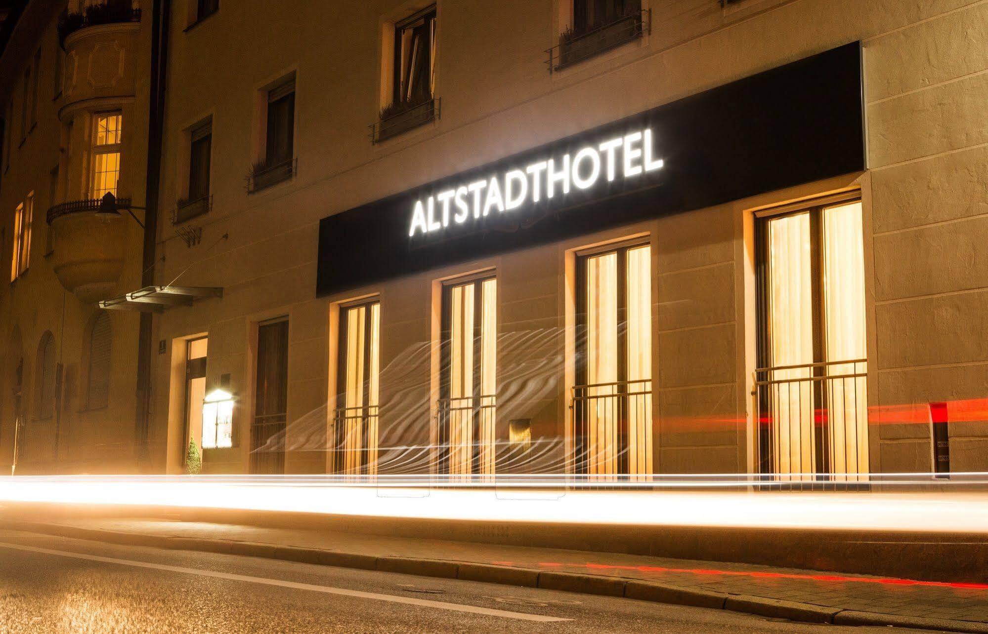 Altstadthotel Ingolstadt Esterno foto